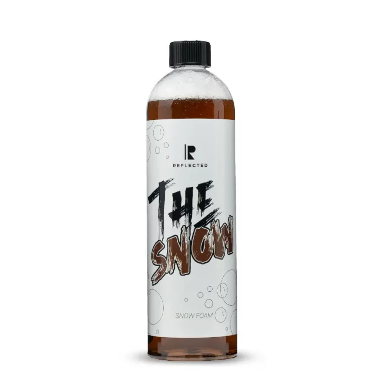 REFLECTED | The SNOW | 1000ml a bottle of liquid with a white label